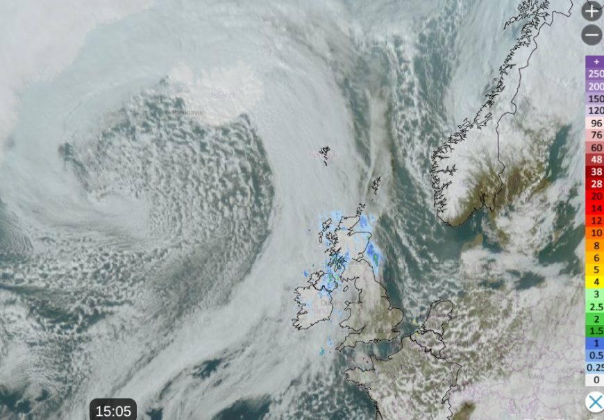 A chilly wind and changeable weekend weather for late March