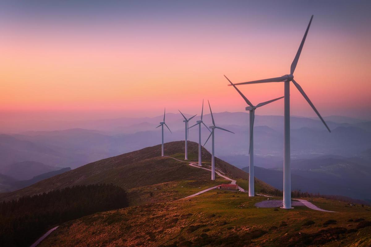 When the wind stops blowing, the UK struggles to make cheap & green electricity