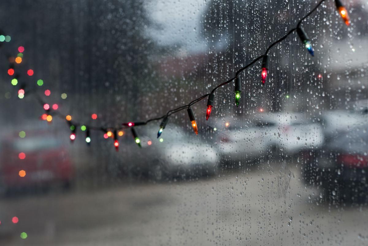 UK Weather: Heavy Rain About Today But Settling Down In Time For Christmas