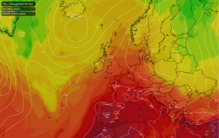 Heat builds through the week, with Thursday the likely peak and 38C possible