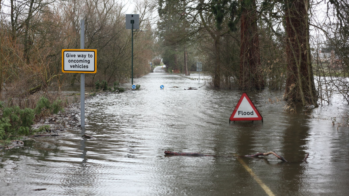 Flooding Concerns Continue As Storm Jorge Brings More Rain & Gales 
