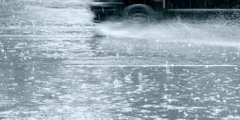 More rain this weekend as uncertainty continues for snow risk into next week