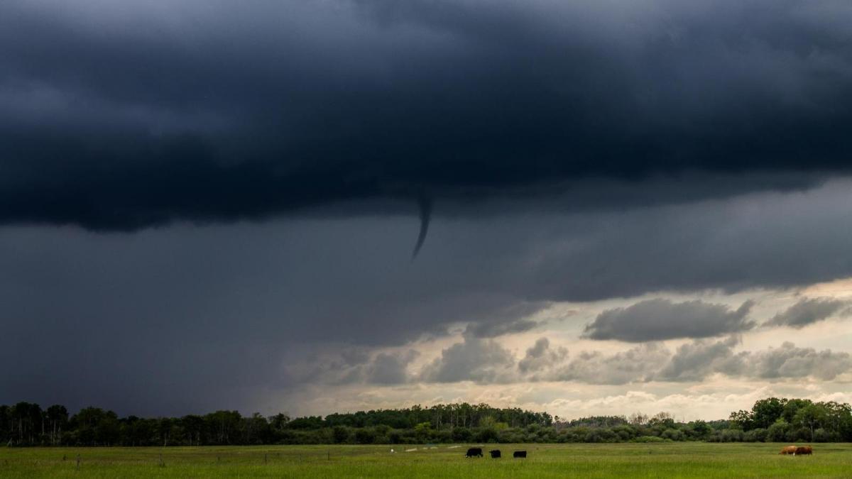 Funnel clouds spotted in the UK - But how do they form?