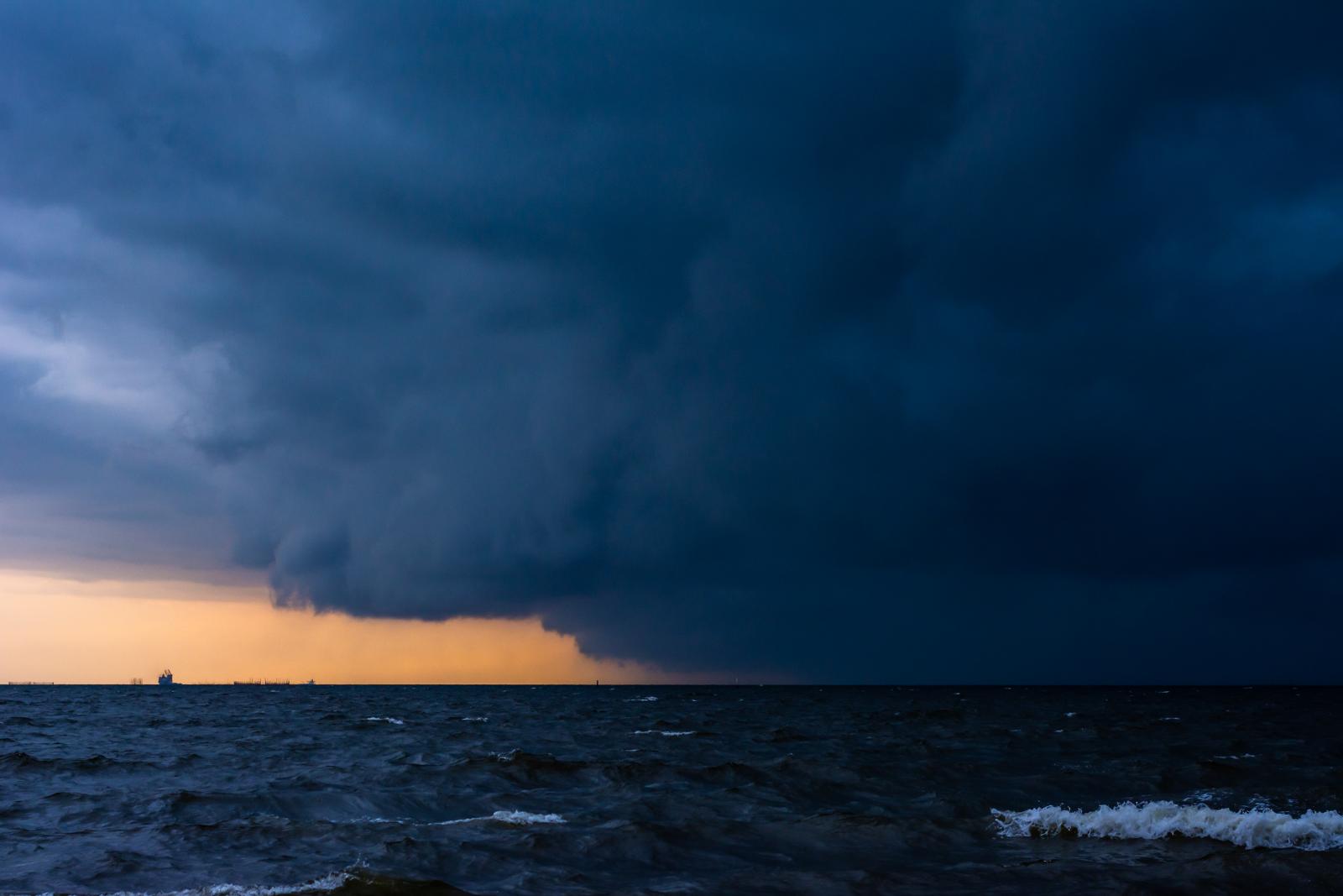 Stormy weather in southern Europe and the USA 