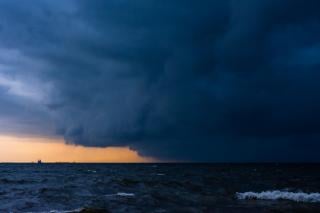 Stormy weather in southern Europe and the USA 