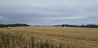 A weekend of contrasts: heavy rain for NW Scotland, returning heat in SE Britain with no sign of rain