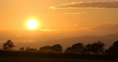 Month Ahead: Plenty of hot, dry, sunny weather