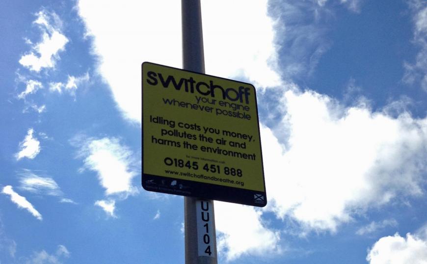 No idling road sign air pollution UK Scotland