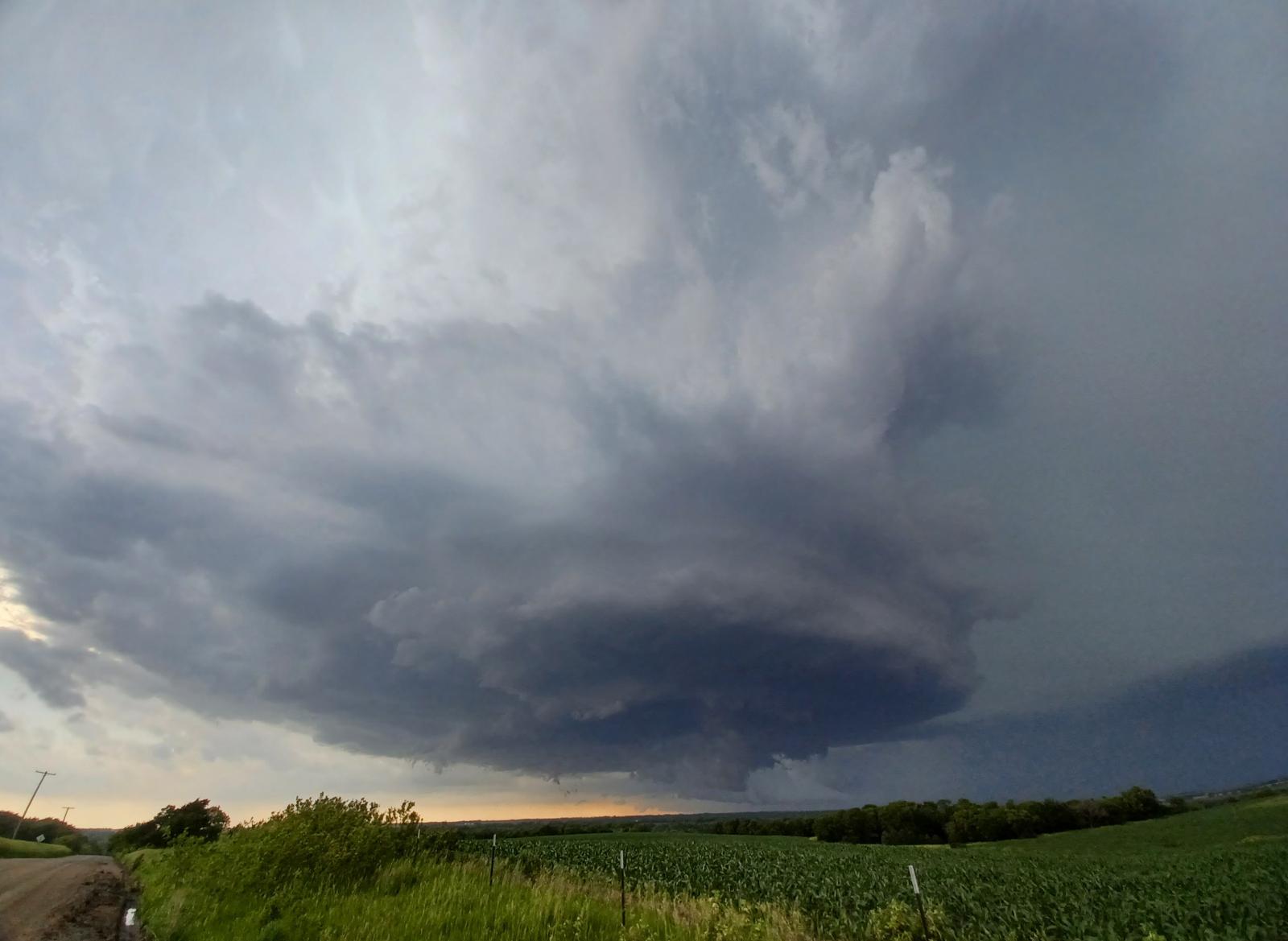 A tornadic supercell from day 1 of tour 4 on the storm chase