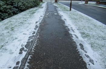 Winter sets in with frost, ice and a scattering of snow showers