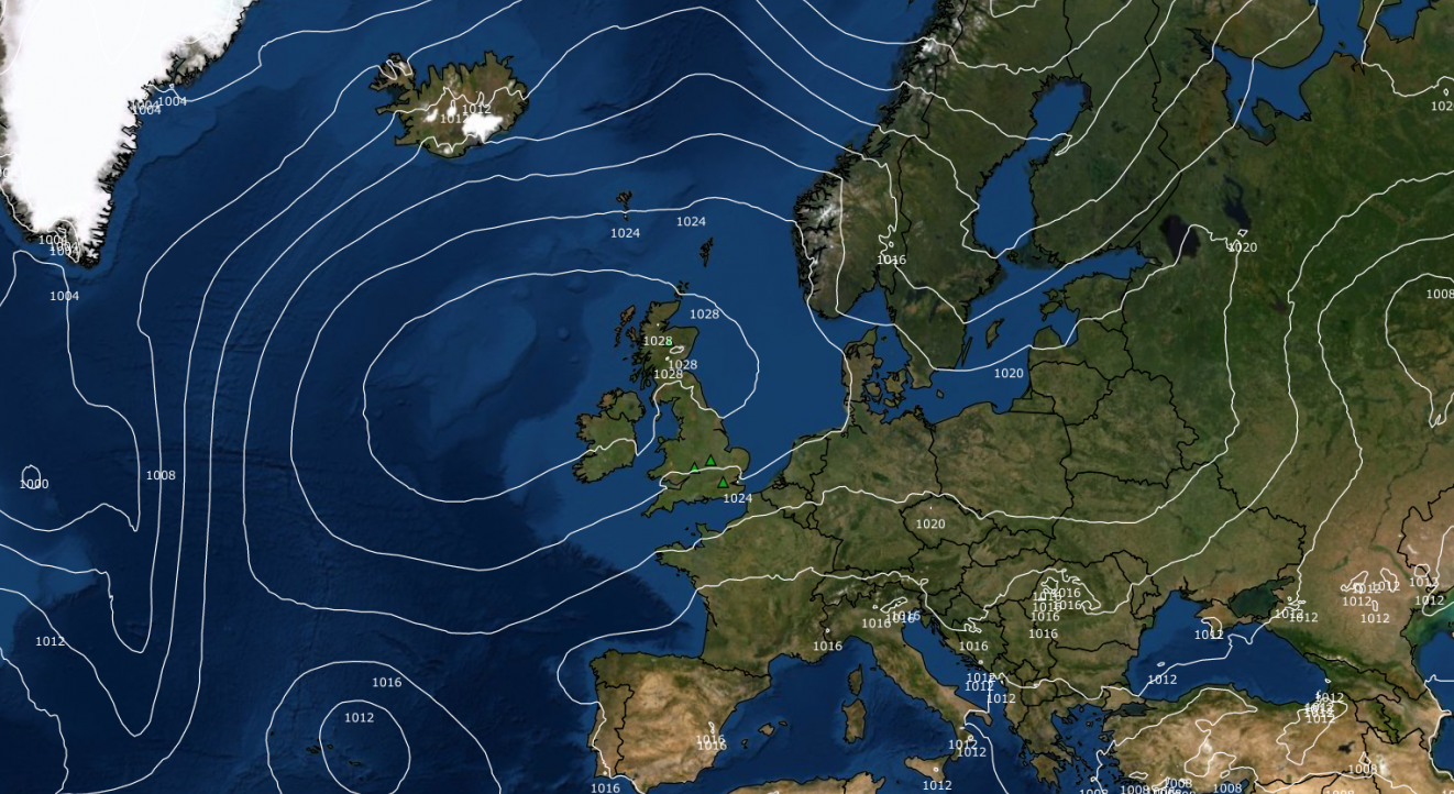 High pressure dominating across the Bank Holiday weekend and beyond