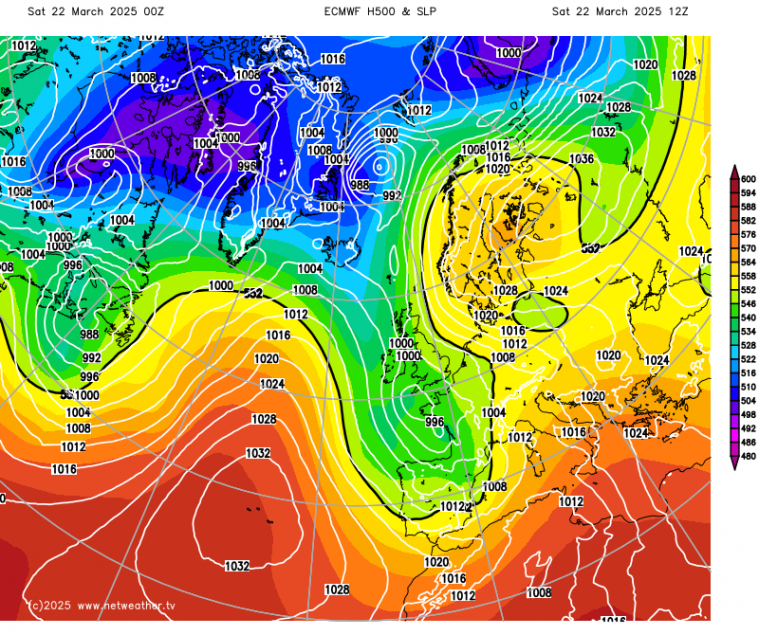 Low pressure near to the Uk this weekend
