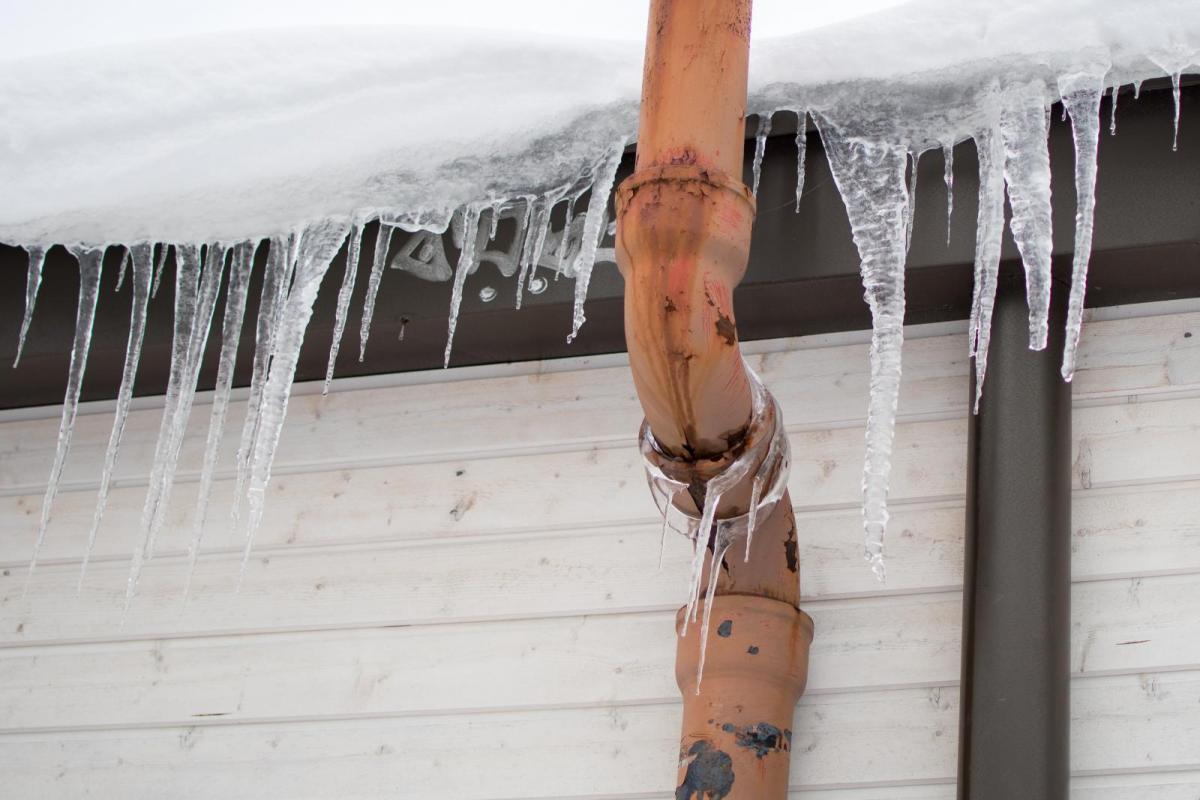 Frozen pipes - preparing for, and surviving a deep freeze