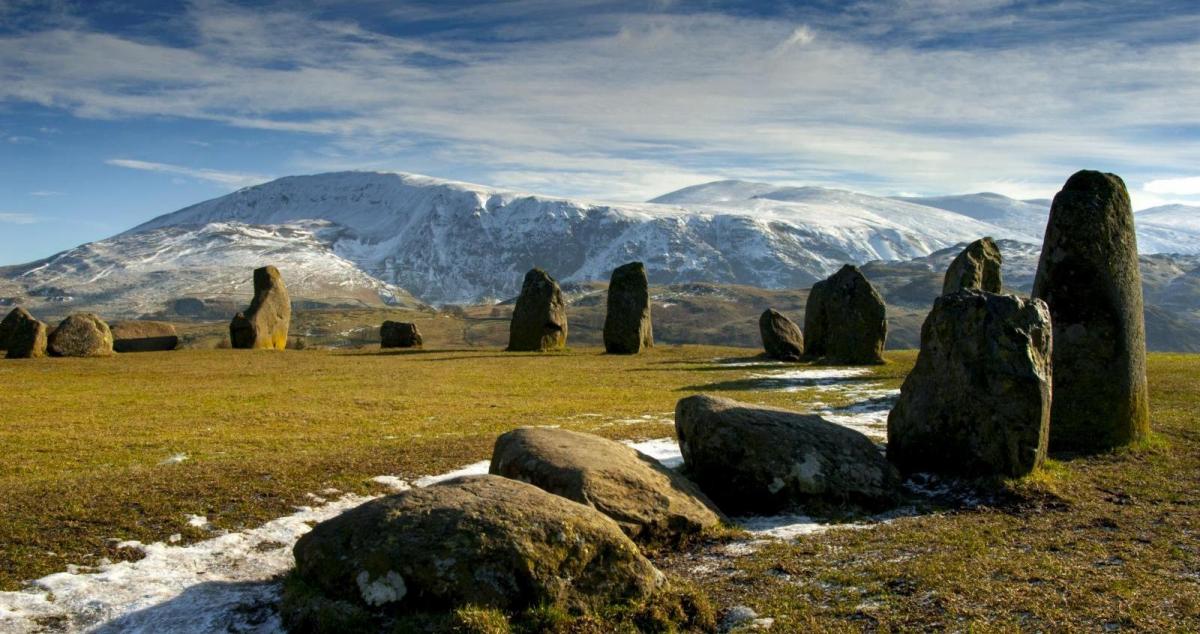 Month Ahead: Wet for most, mostly mild in the south but colder at times further north