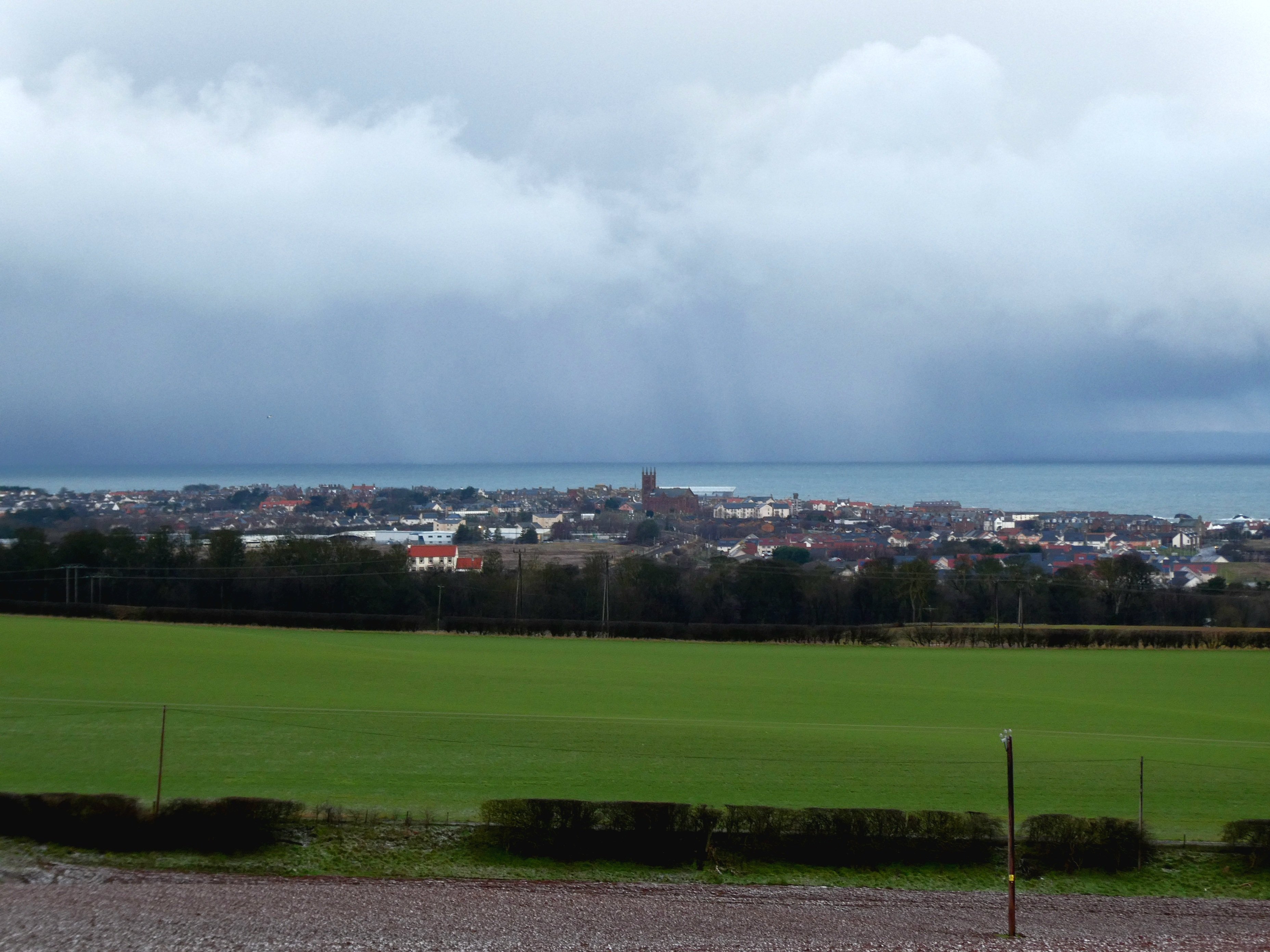 Squally frontal rain sweeps southeast on Thursday followed by a noticeably colder Friday